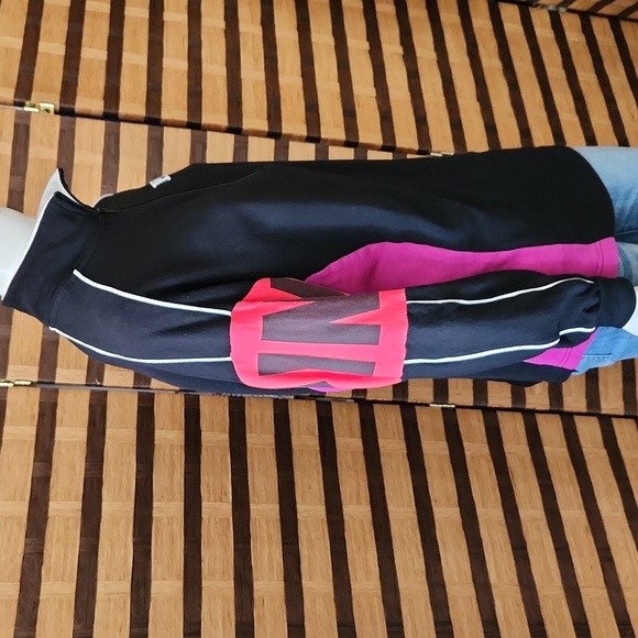 PINK zip like sweatshirt - Picture 3 of 10